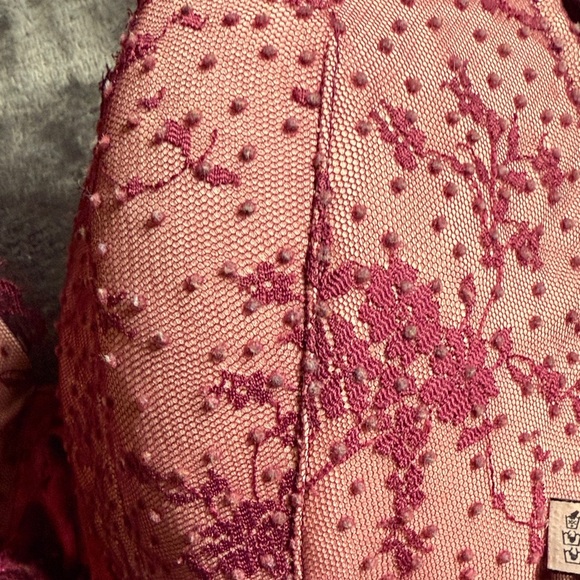 Victoria’s Secret Pink Velvet Lace Bra 34DDD Fuschia Sexy Lingerie Textured Cute - Picture 4 of 5